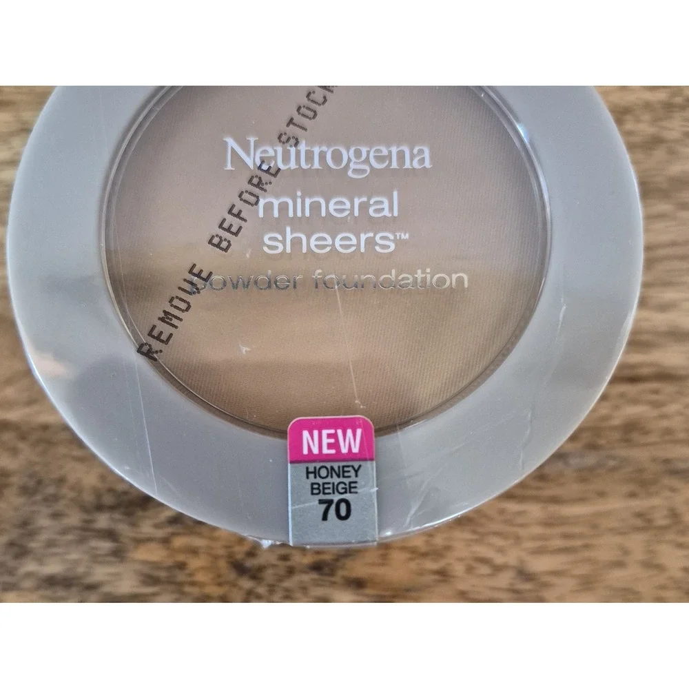 2x Neutrogena Mineral Sheers Powder Foundation 70 Honey Beige New Sealed